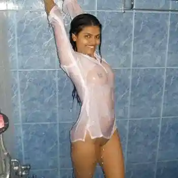 Denysa_escorta